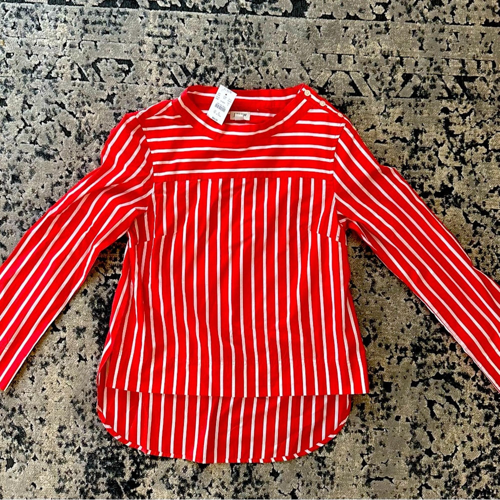 J.Crew women’s adorable, top high low new with tags.